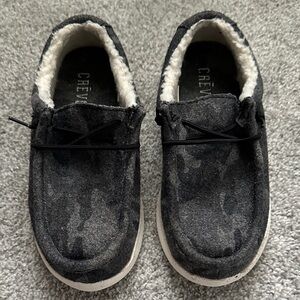 Youth Camo Slip Ons (1)